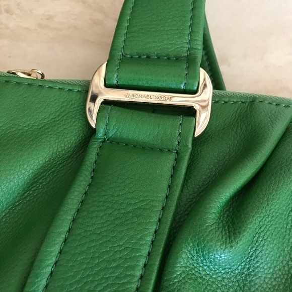 Michael Kors Hand Bag - Picture 7 of 8